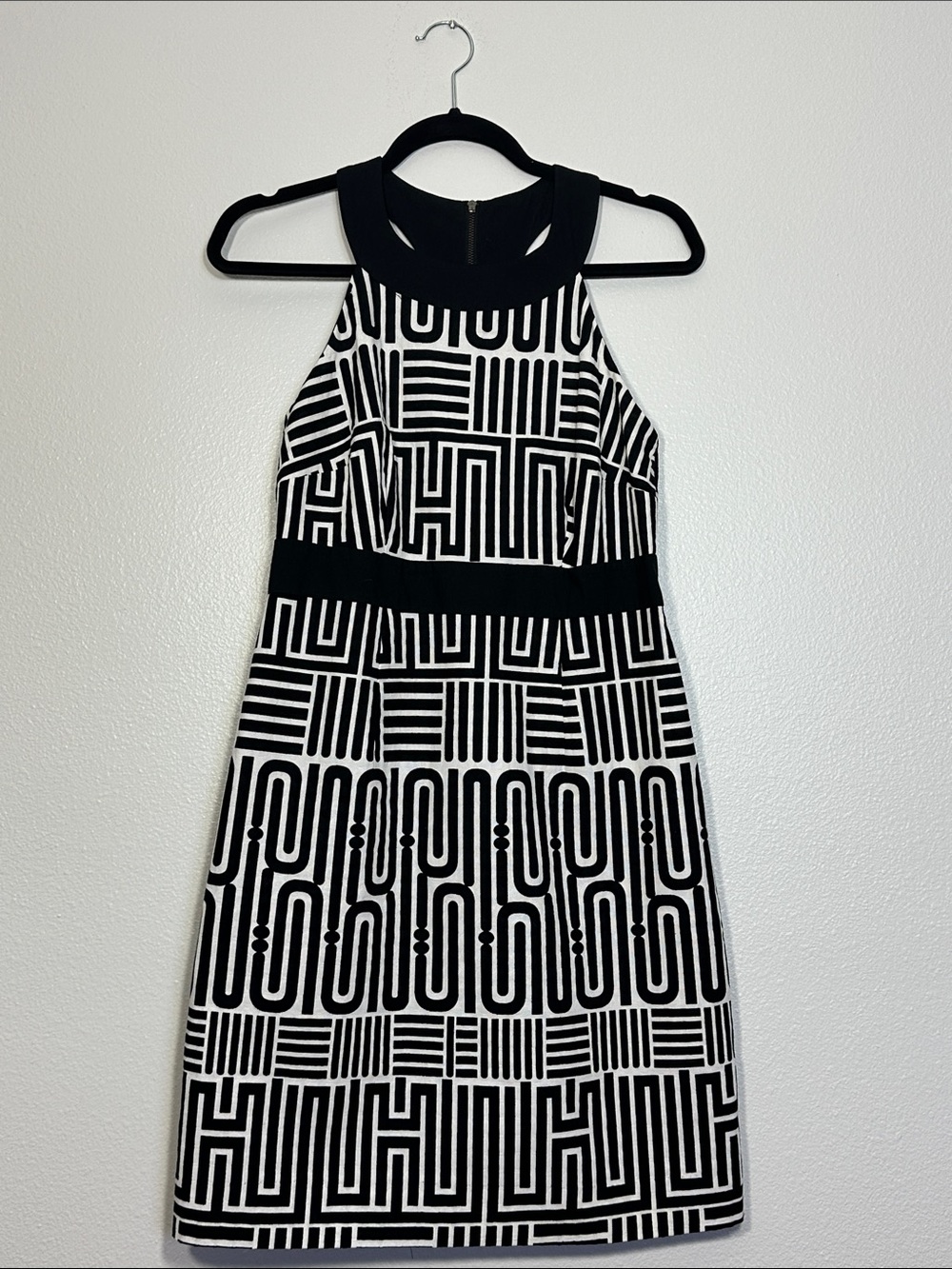Laundry By Shelli Segal Black & White Patterned Halter Dress